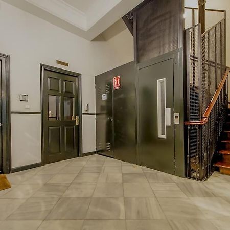 Modern Apt Para 6Px En La Plaza De Tirso De Molina 马德里 外观 照片