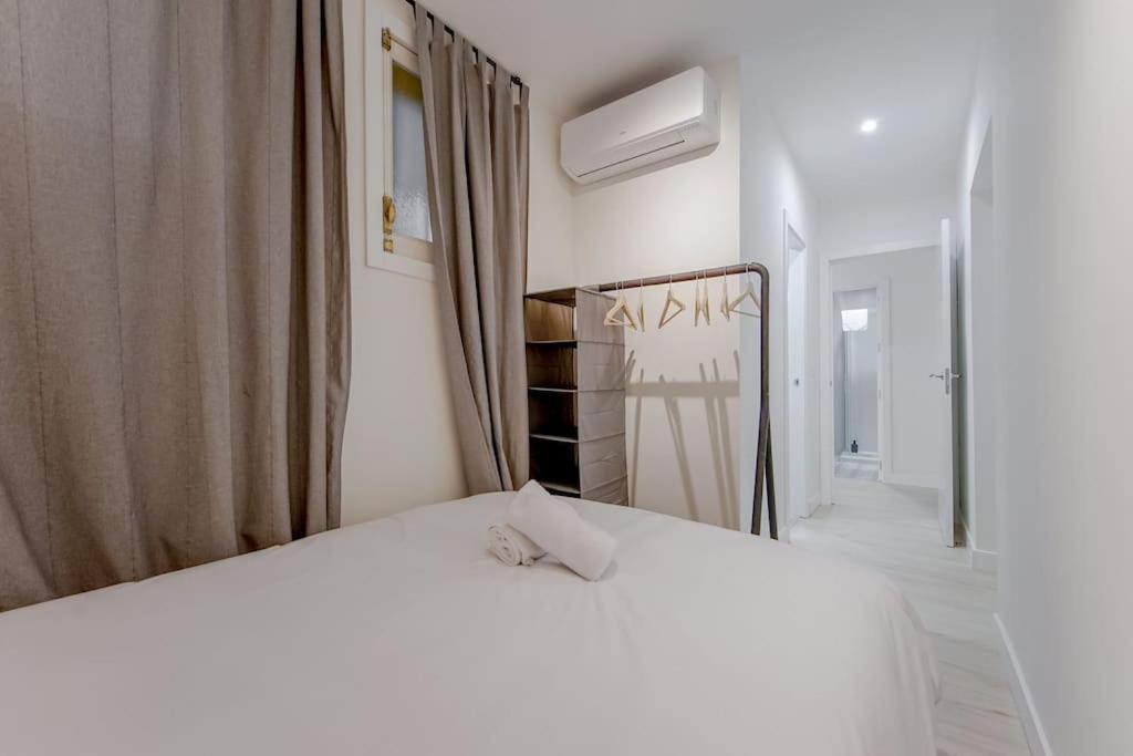 Modern Apt Para 6Px En La Plaza De Tirso De Molina 马德里 外观 照片